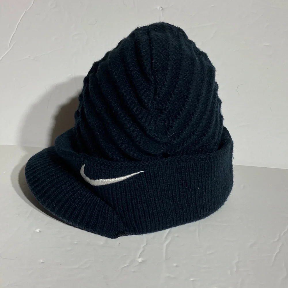 Nike Dark Blue Ribbed Beanie with White Logo Hard Cap Front Rim Child 4-7